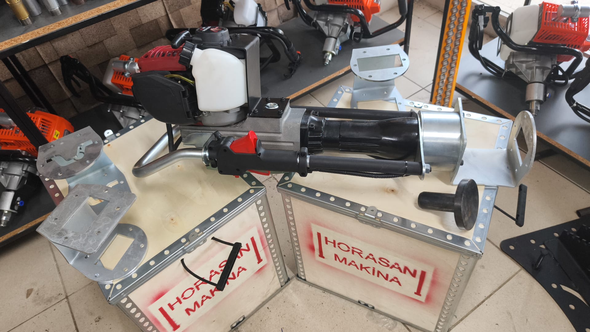 Honda Kazık Çakma Makinası